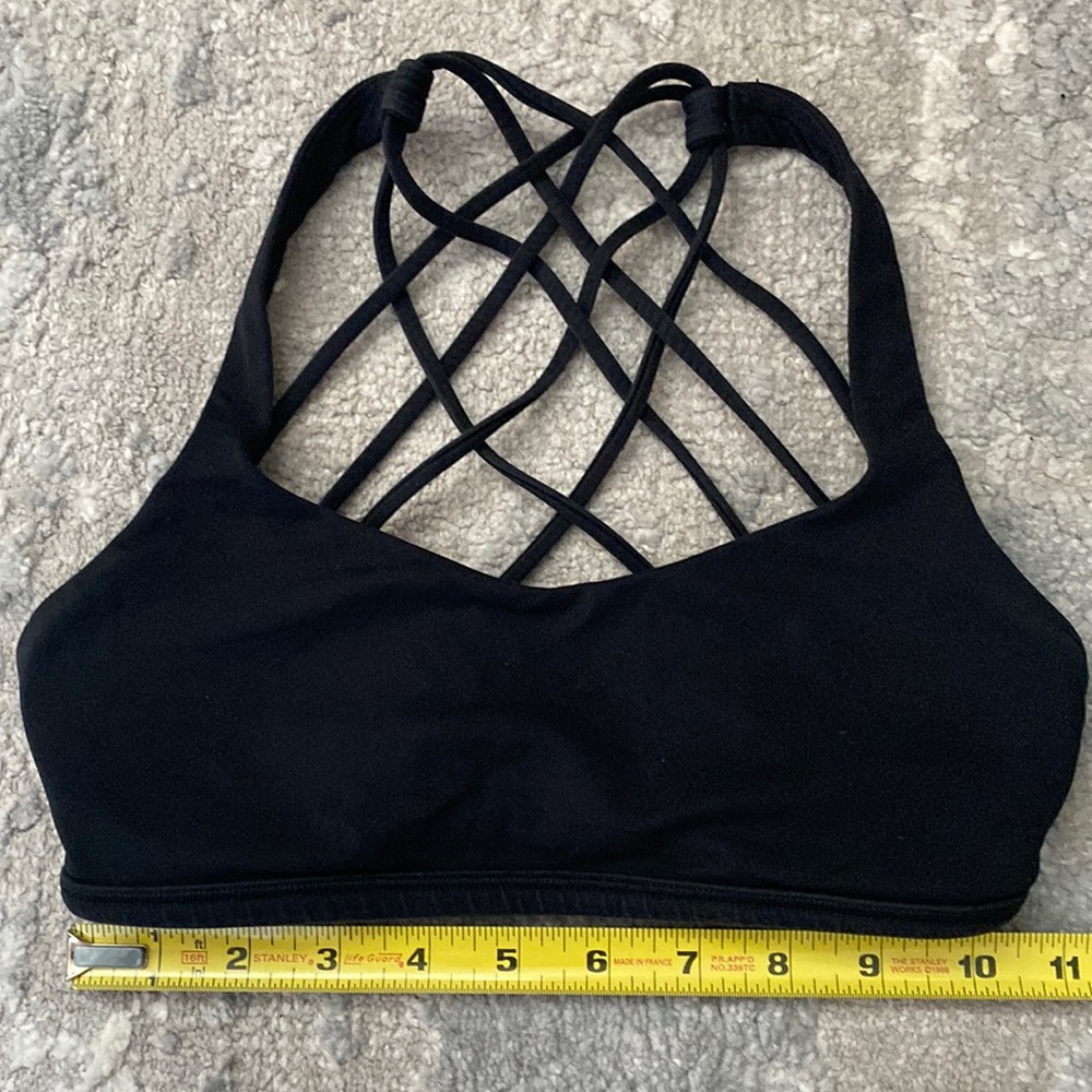 Lululemon Free to Be Bra Black